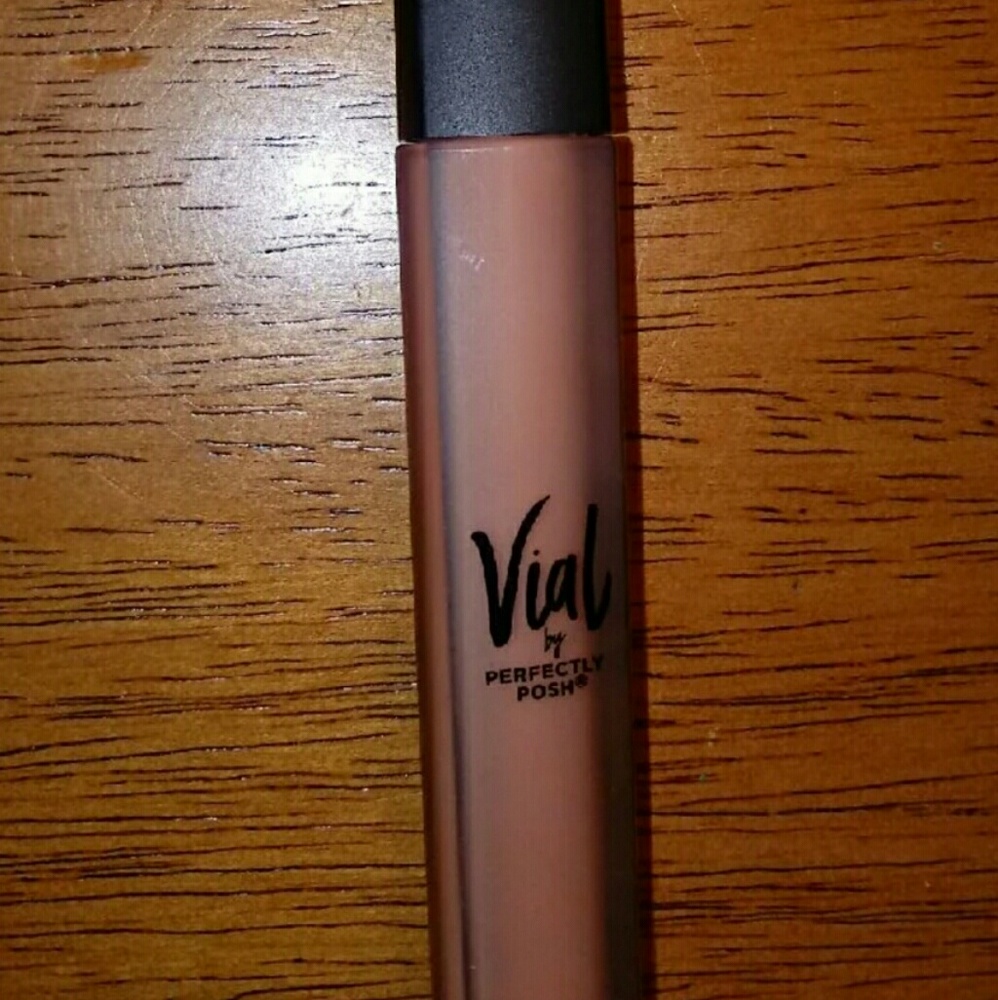 Perfectly Posh Vial Beyond the Pale